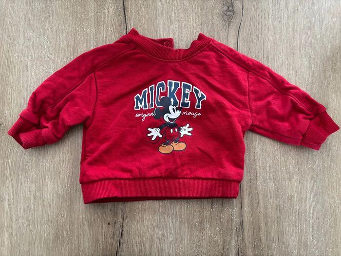 Pull mickey 1 mois - photo numéro 1