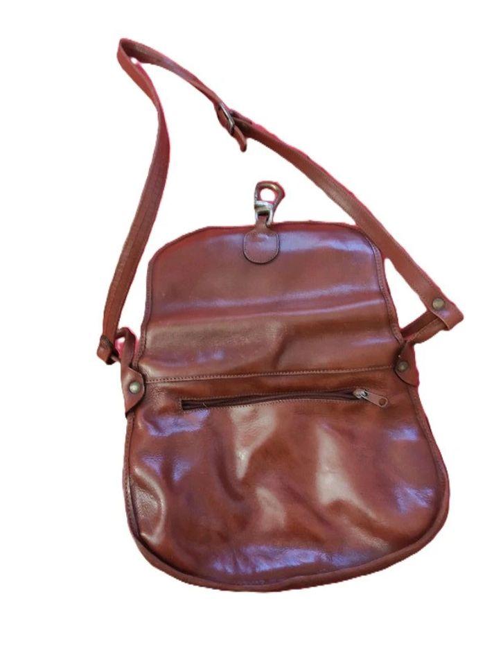 Sac cuir marron bandoulière . - photo numéro 2