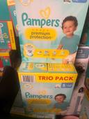 Lots Pampers Premium, taille cinq