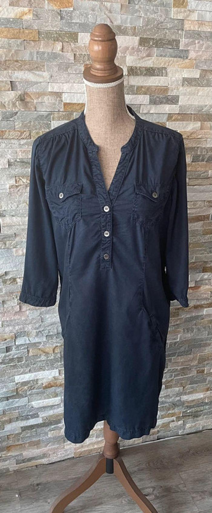 Robe bleue marine Bonobo taille M - photo numéro 1