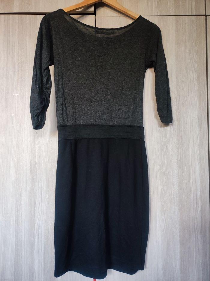 Robe crayon gris noir 38 Zara - photo numéro 5