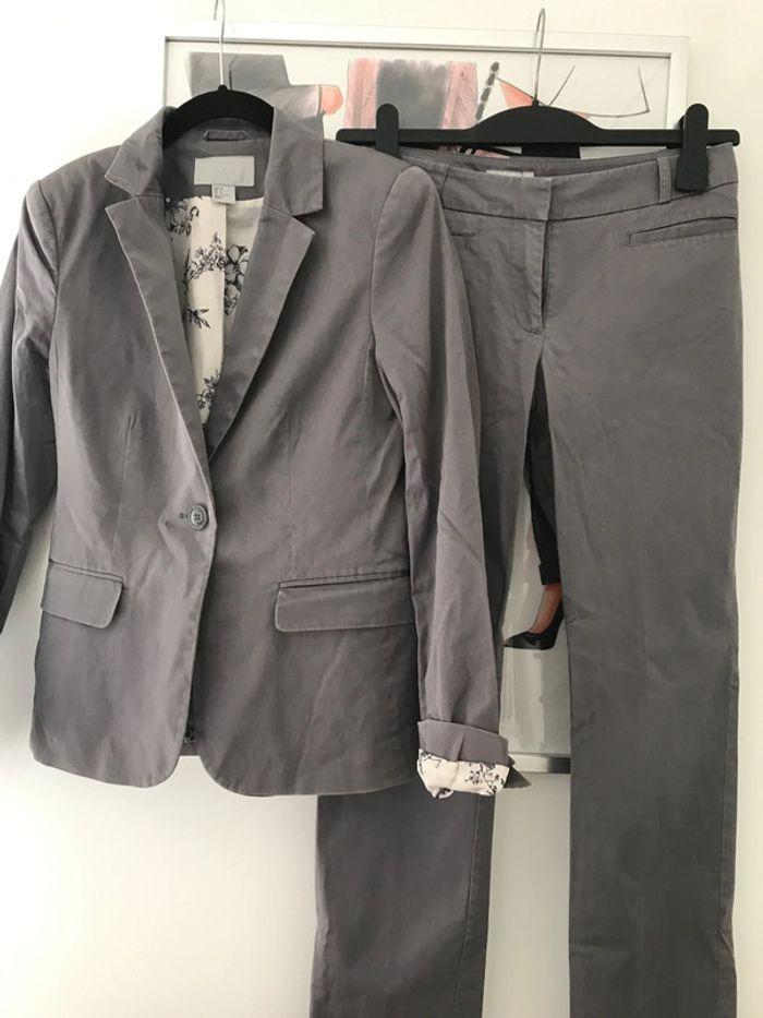 Tailleur blazer pantalon cigarette S H&M - photo numéro 1