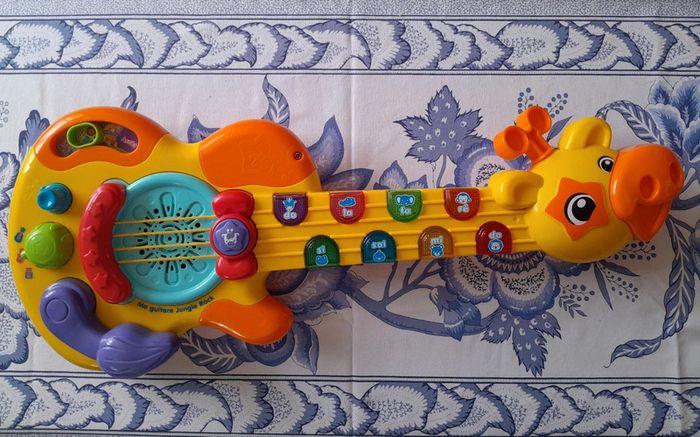 Lot jouets VTech / Paw Patrol / Guitar/ train / Carillon - photo numéro 4