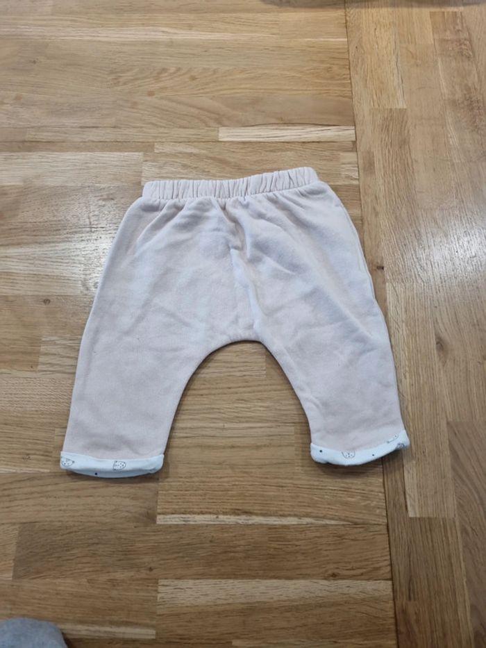 Pantalon bébé 6 mois - photo numéro 1