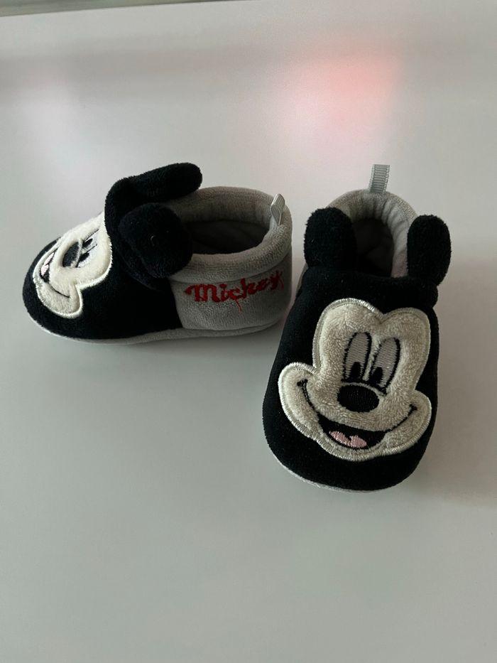 Chaussons 6/9 Mickey - photo numéro 1