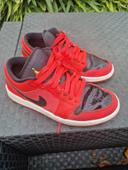 Basket air Jordan rouge/rose