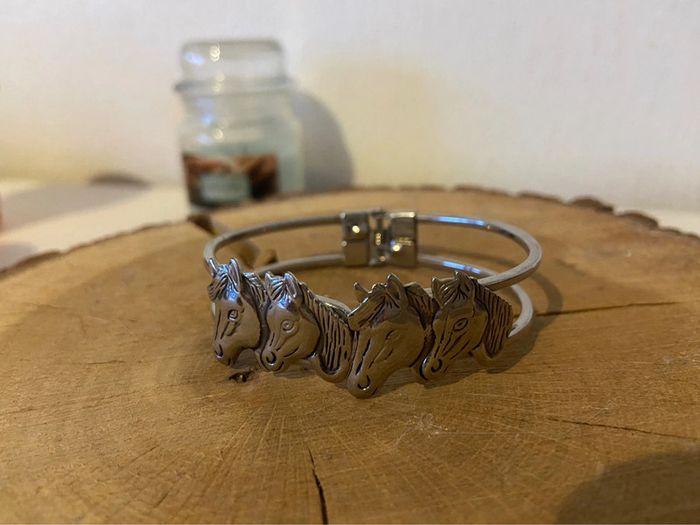 Bracelet chevaux