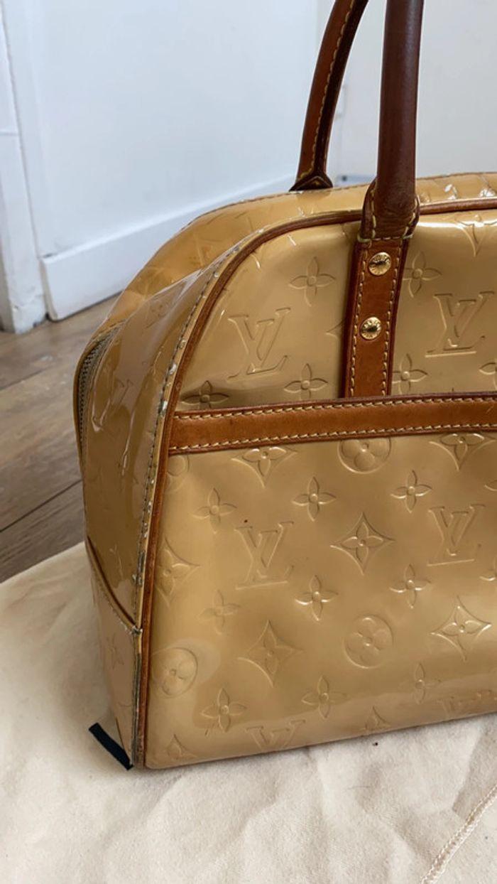 Sac Louis Vuitton Tompkins square cuir vernis - photo numéro 11