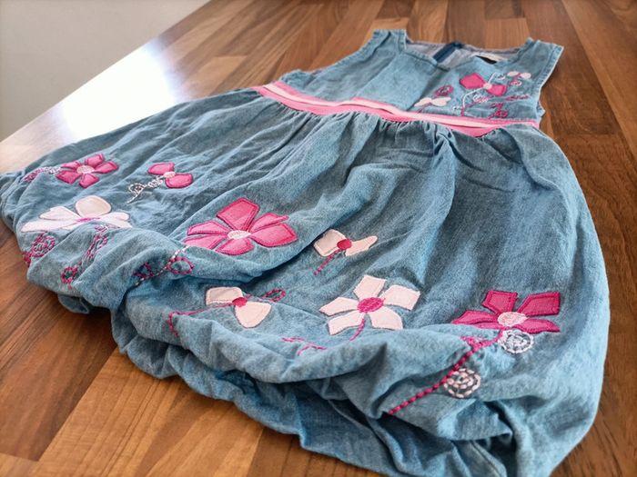 Robe jean avec fleurs 3 ans chicappie - photo numéro 4