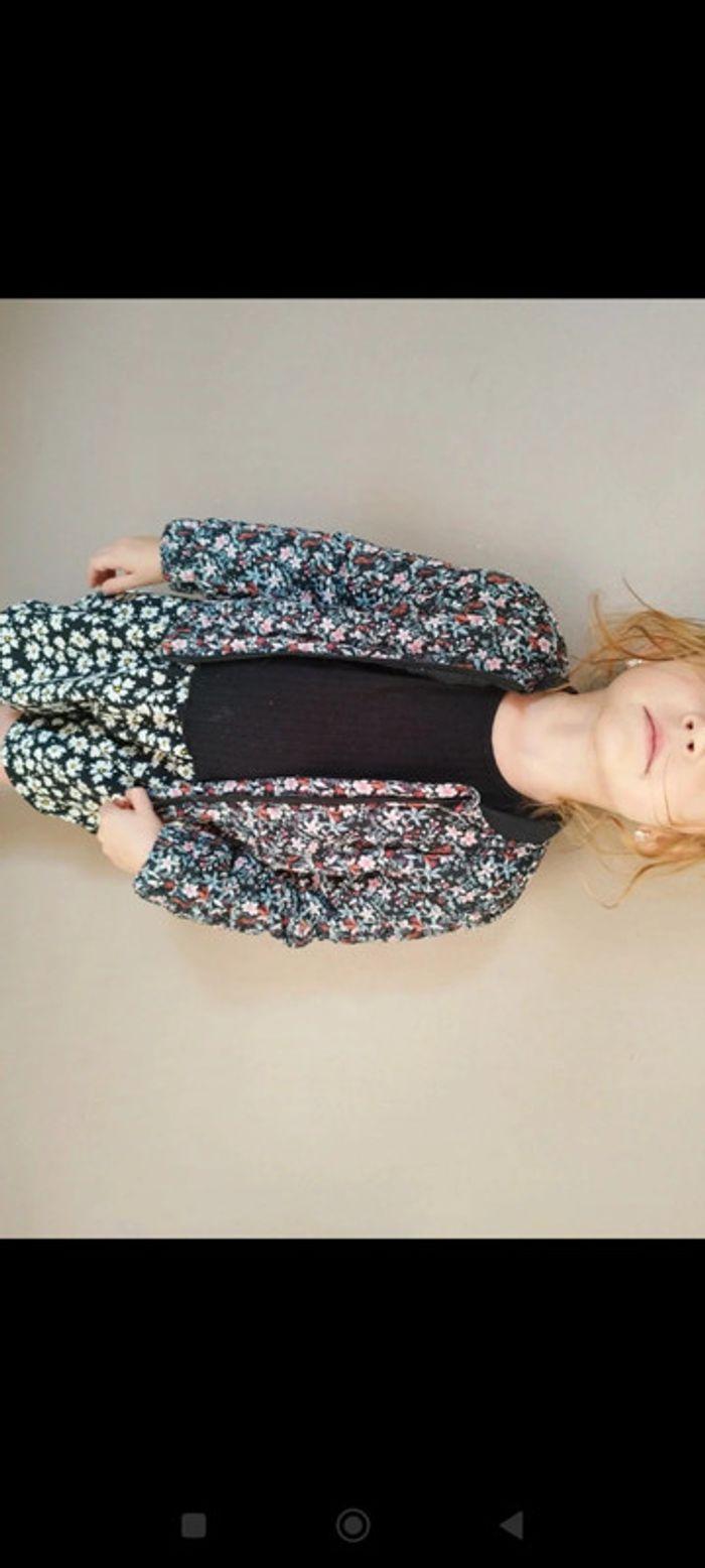 Veste fleurie Lulu castagnette 4 ans - photo numéro 1