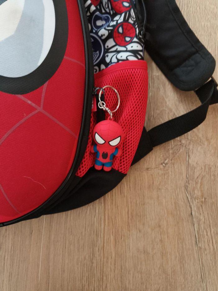 Cartable spiderman - photo numéro 4