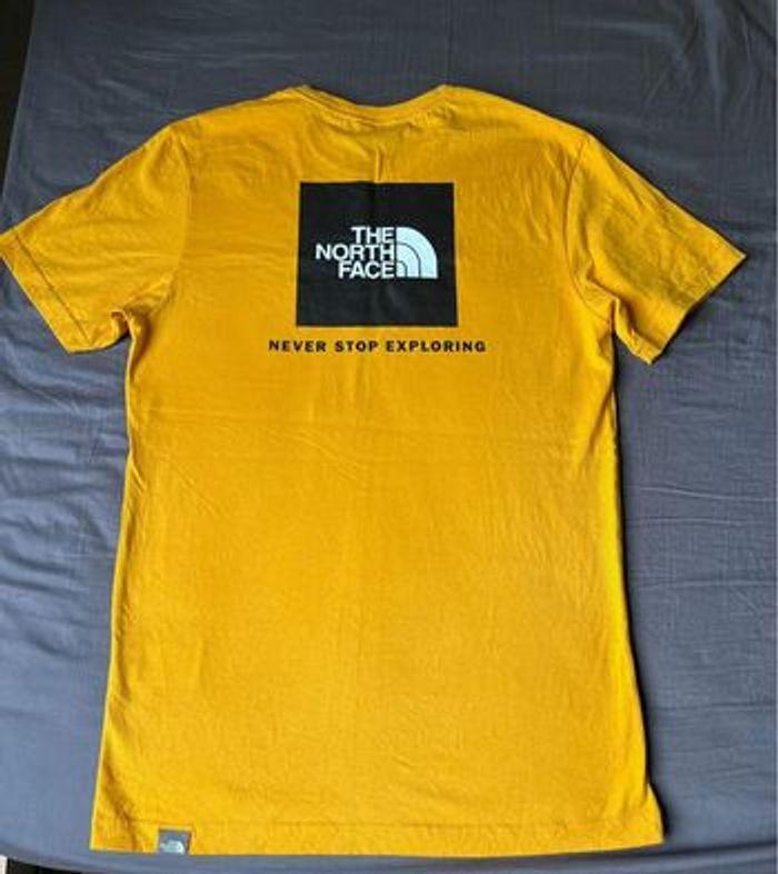 T-shirt The North Face neuf - photo numéro 2