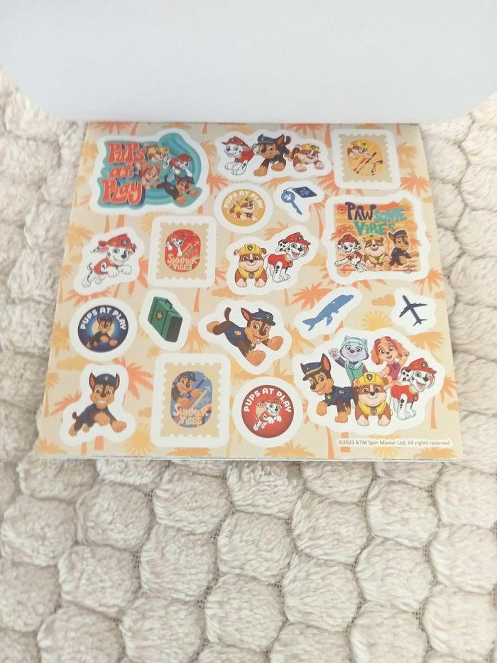 12 fiches de stickers Paw patrol - photo numéro 3