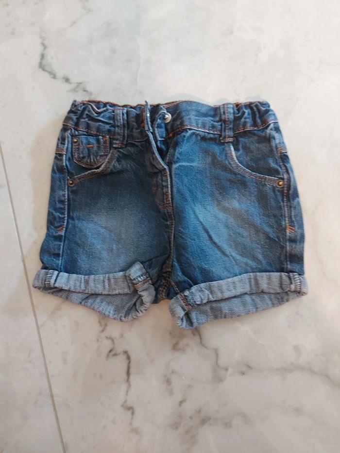 Short 2 ans