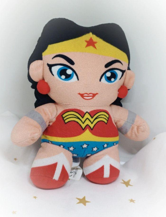 Peluche doudou poupée chiffon doll super héros comics Marvel wonderwoman Wonder pop league - photo numéro 1