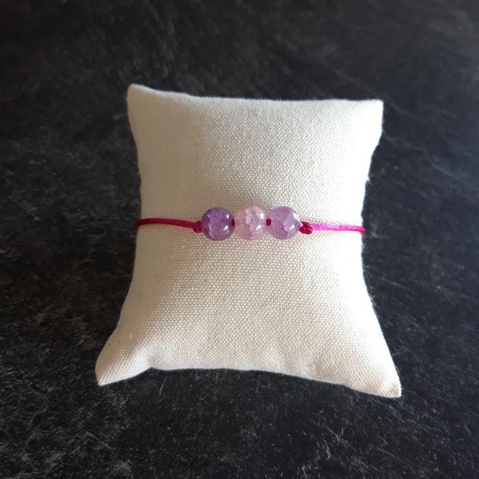 Bracelet cordon fuchsia et 3 perles rosée/violet B30 - photo numéro 2