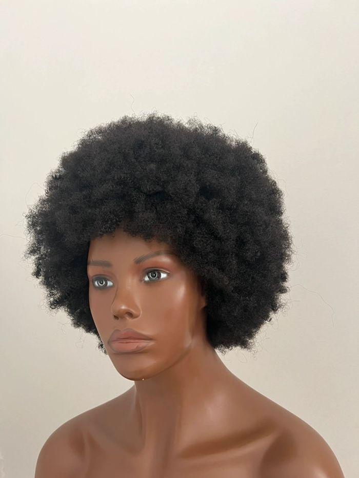 Perruque afro cheveux crépus brune foncé/ noire - photo numéro 1