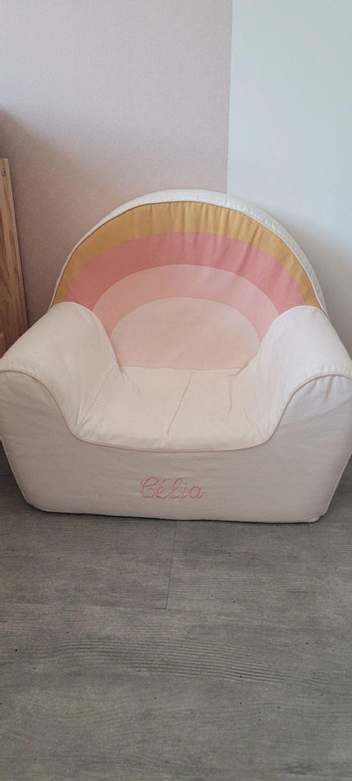 Fauteuil arc en ciel personnalisé Célia - photo numéro 1