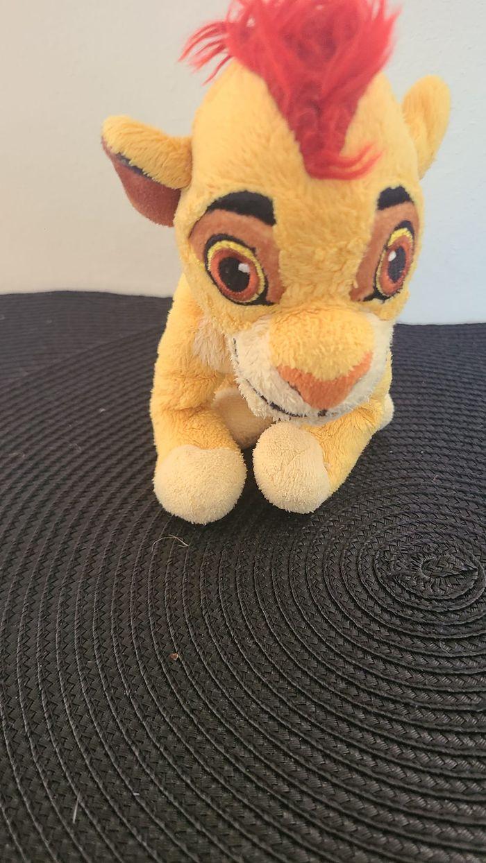 Peluche Kion la garde du roi lion SIMBA DISNEY NICOTOY - photo numéro 1