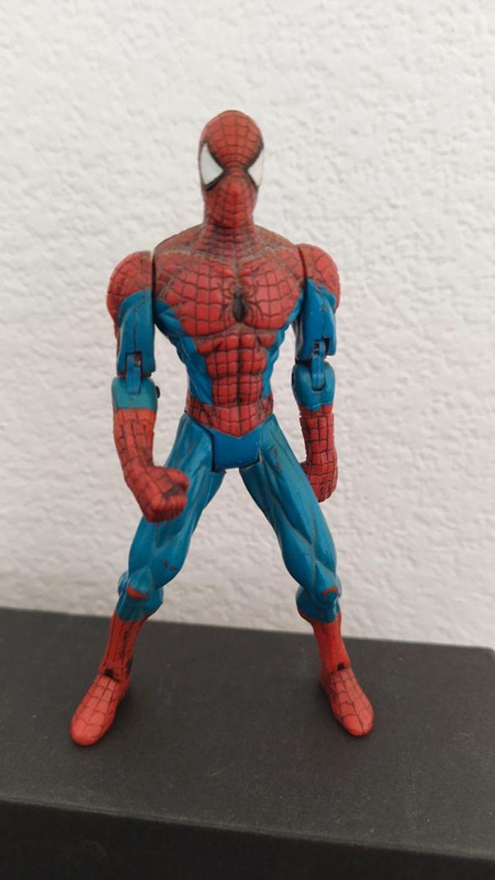 Figurine toy biz spider man movie spiderman super jab 2004 figure marvel - photo numéro 1