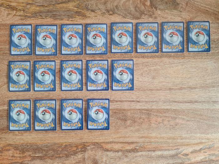 Lot de 44 Cartes Pokémon - photo numéro 1