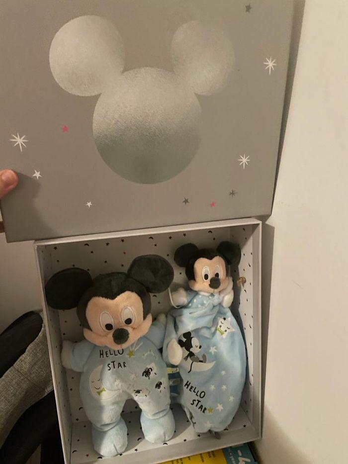 Doudou Mickey coffret - photo numéro 2