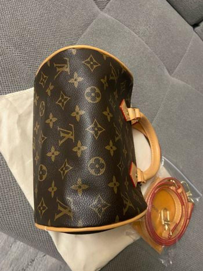 Sac Louis Vuitton femme - photo numéro 2