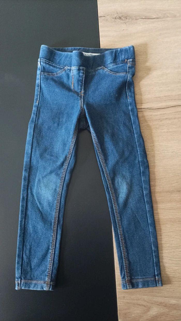 Lot de 4 jeans en taille 3 ans - photo numéro 5