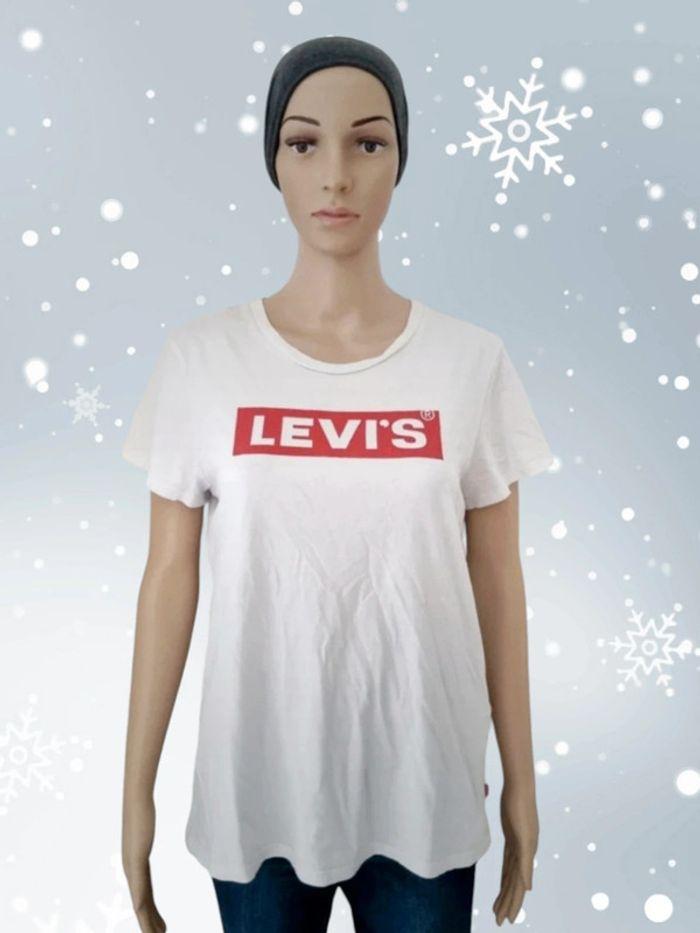 🌸 T-shirt Levi's femme taille M / 38 🌸 - photo numéro 1