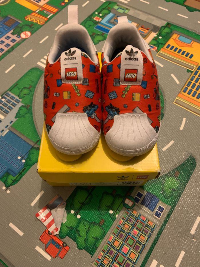 Basket adidas lego - photo numéro 1