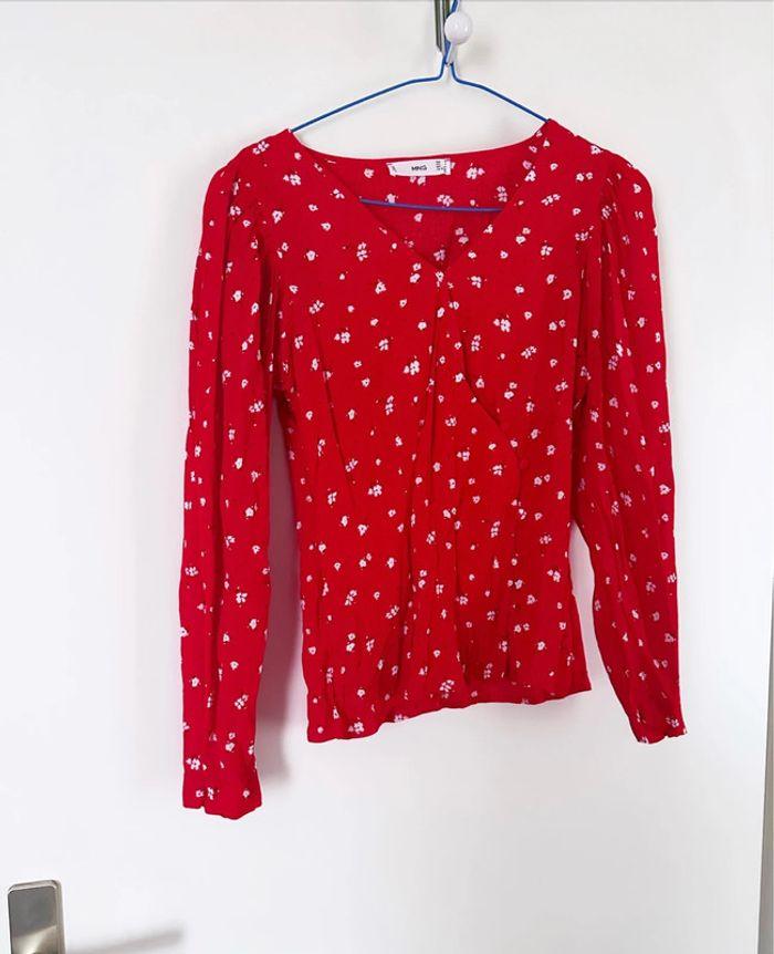 Blouse rouge effet cache cœur à fleurs- Mango - photo numéro 1