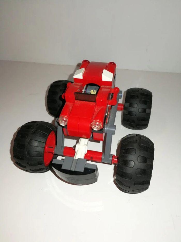 Voiture 4x4 Lego - photo numéro 3