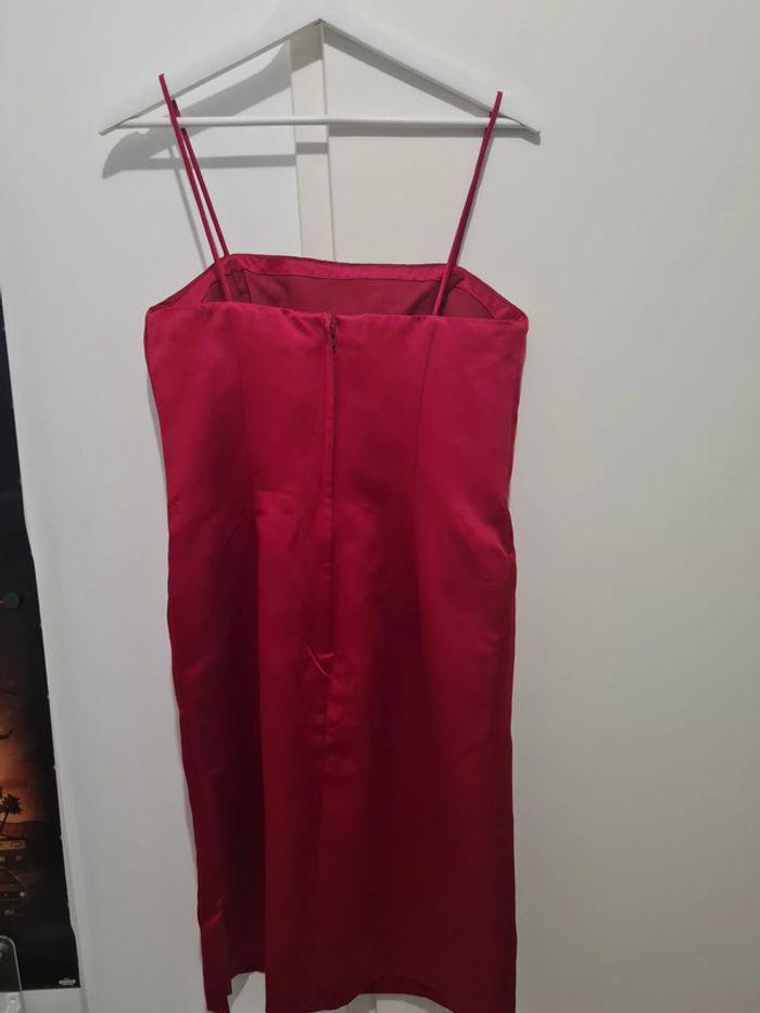 Vend robe rouge - photo numéro 2