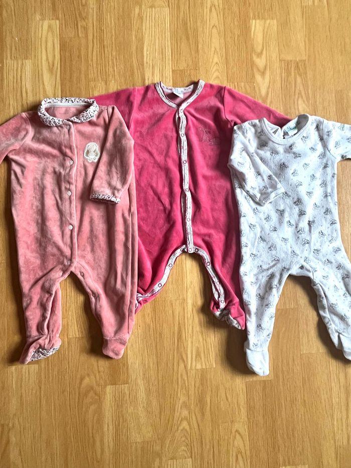 Lot de pyjamas bébé