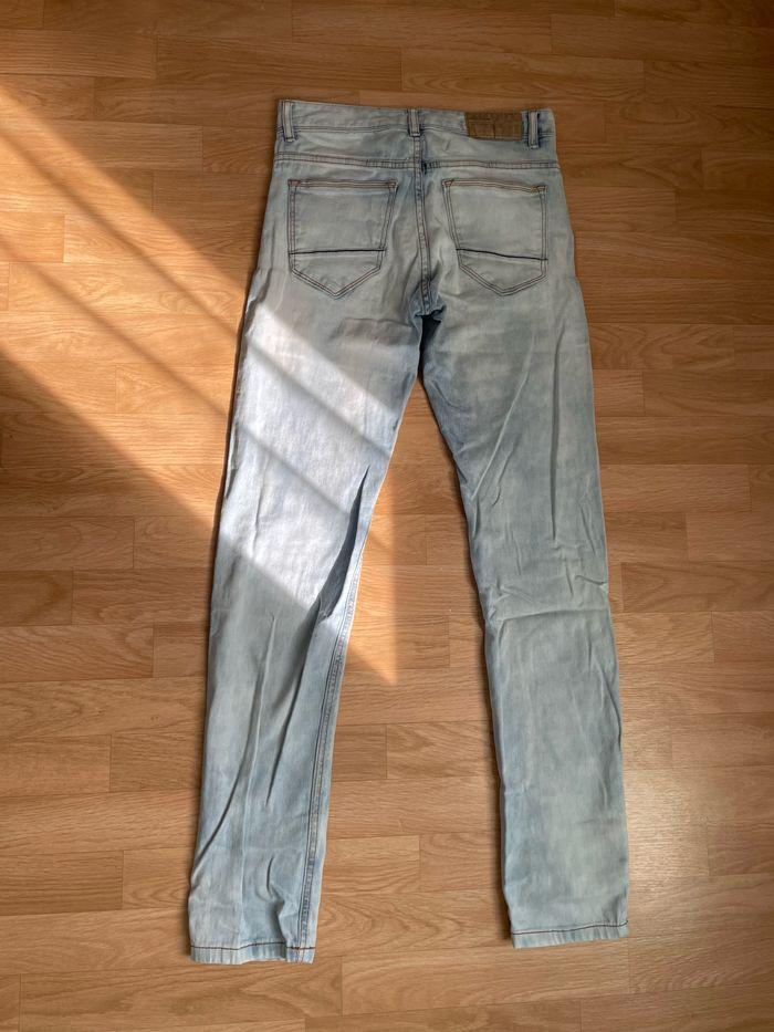 Jean slim bleu clair Pull & Bear taille S/36 - photo numéro 2