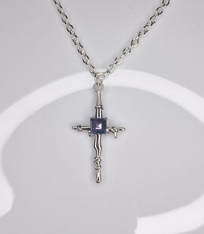 Collier croix - photo numéro 2