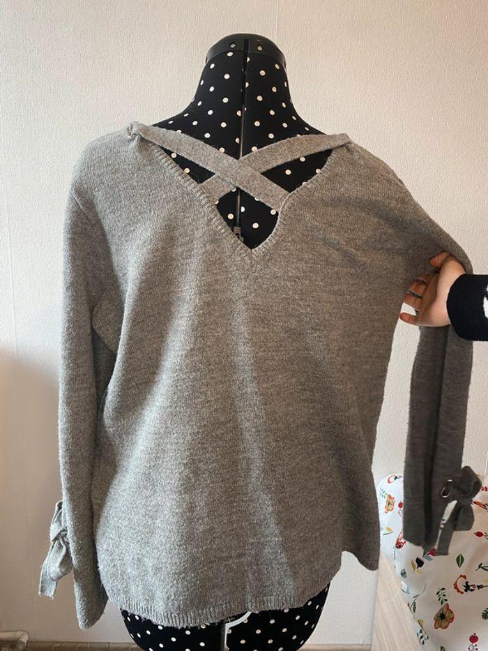 Pull col V avec noeud gris Bréal taille L/ 40 - photo numéro 5