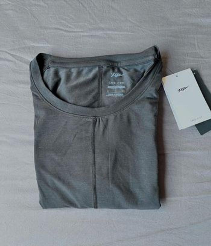 T-shirt Nike Dri-Fit Yoga homme - photo numéro 9