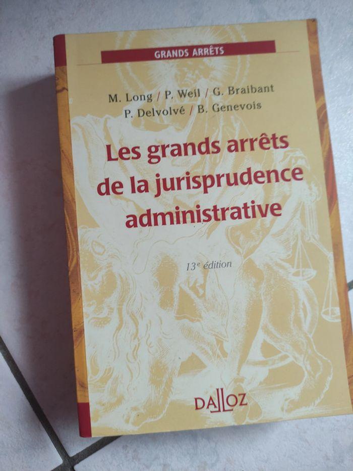 Livre les grands arrêts de la jurisprudence administrative - photo numéro 1