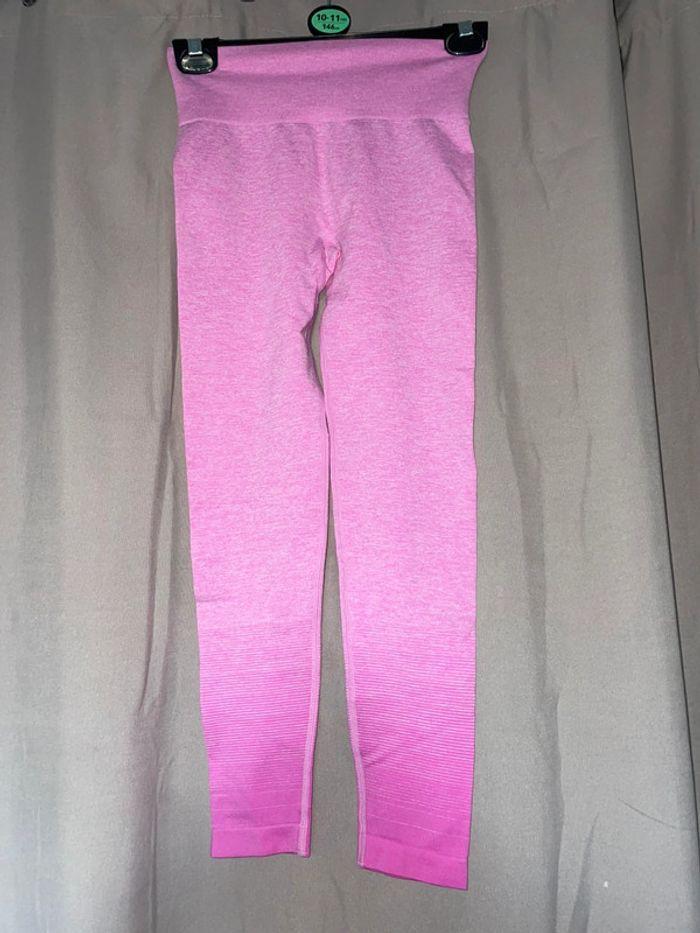 Legging de sport taille 10 ans neuf - photo numéro 1