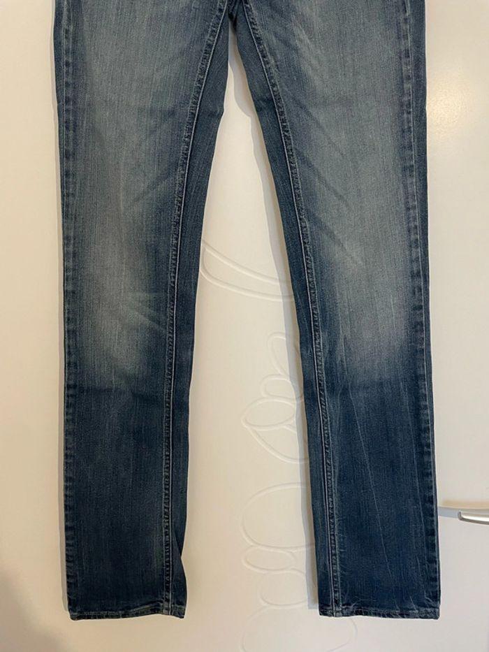 Jean bleu foncé effet délavé taille basse coupe droit G-Star taille W26 L34 soit taille 36 - photo numéro 3