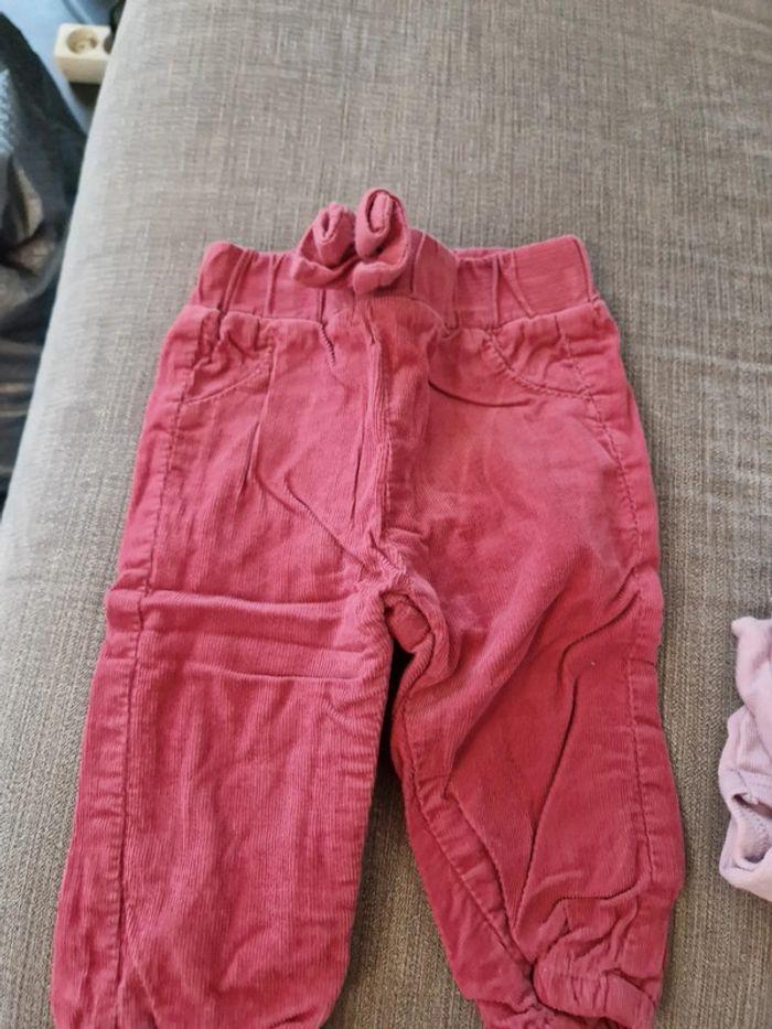 pantalon  en velours, taille 3mois - photo numéro 1