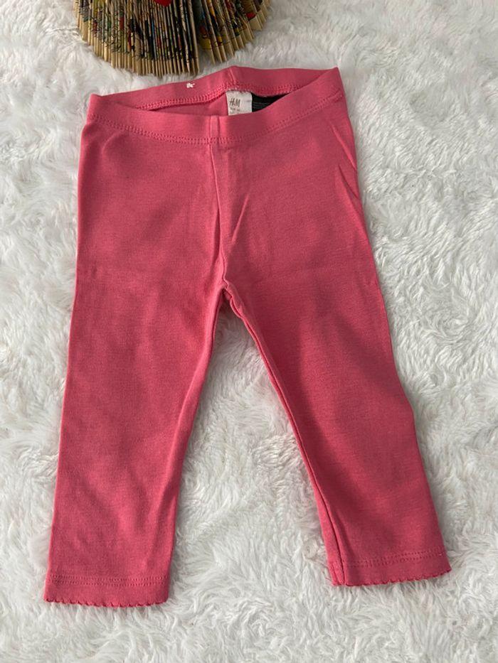 Leggins pantalon rose H&M 4-6 mois tbe - photo numéro 2