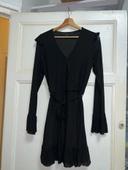 Robe noir manche longue