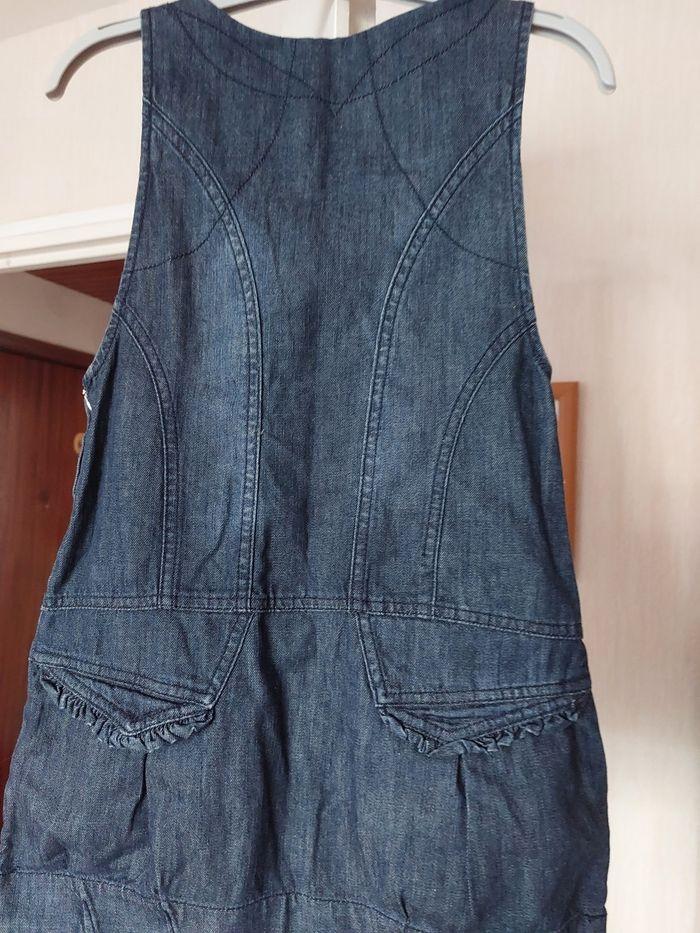 Robe jeans T 8ans. Très bon état - photo numéro 3