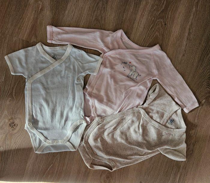 Lot de 3 bodies Petit Bateau - photo numéro 1