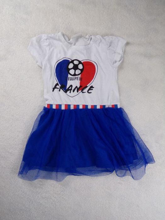 Robe "France" 4 ans - photo numéro 1