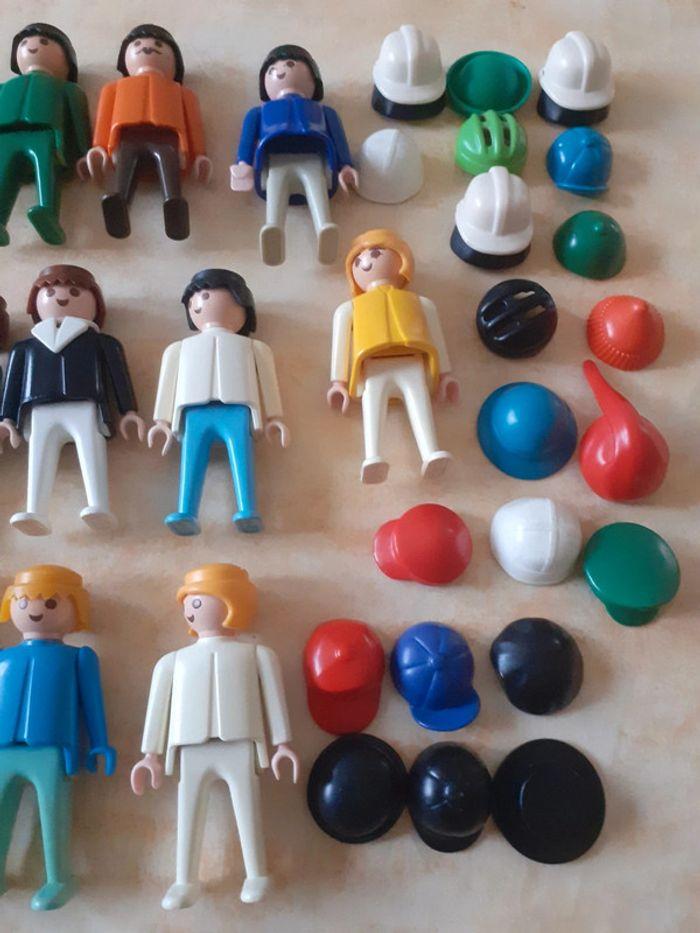 Personnages playmobils et accessoires divers - photo numéro 3