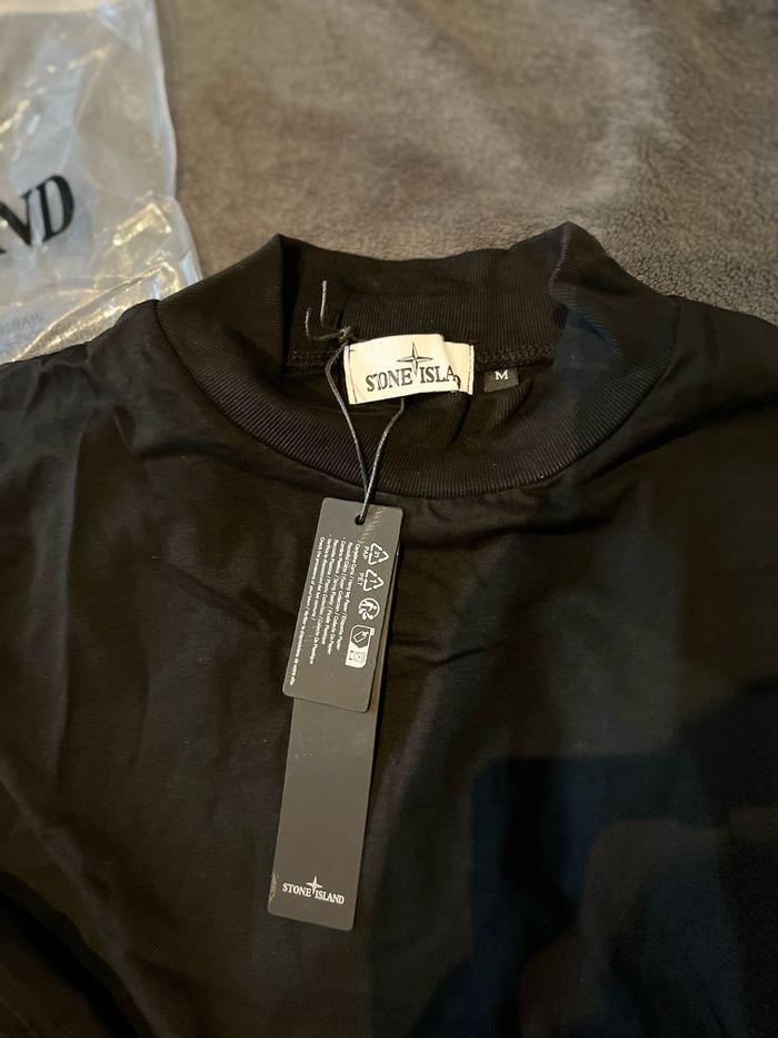 Pull stone island taille M - photo numéro 3