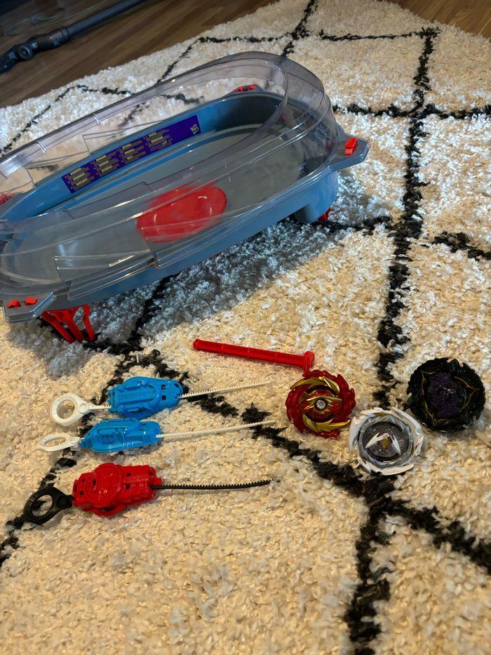 Arène de combat Beyblade - photo numéro 1